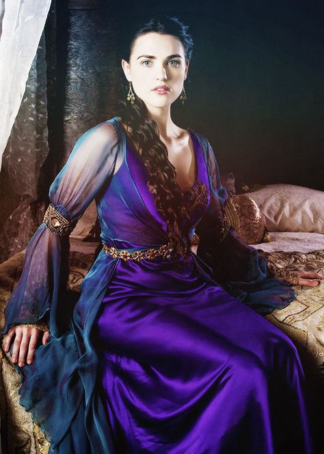 Merlin Season 1, Morgana Le Fay, Merlin Morgana, Yennefer Of Vengerberg, Beautiful Witch, Lena Luthor, Elisabeth Ii, Roger Moore, Fantasy Dresses