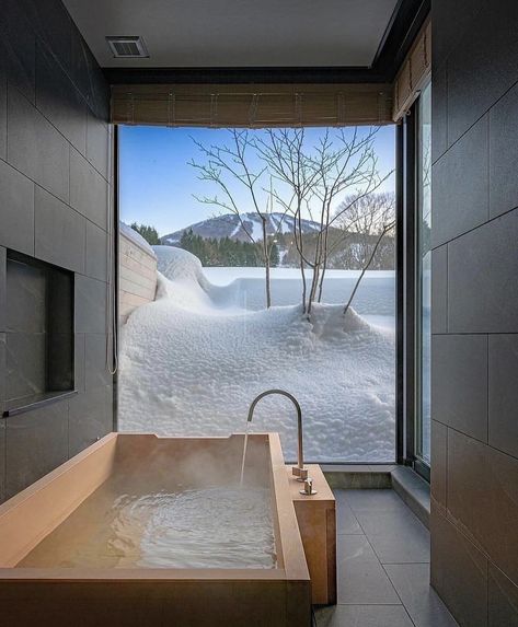 Dream Hotels, Dream House Rooms, Dream House Interior, Bath Tub, House Inspo, Dream Home Design, Luxury House, 인테리어 디자인, House Rooms