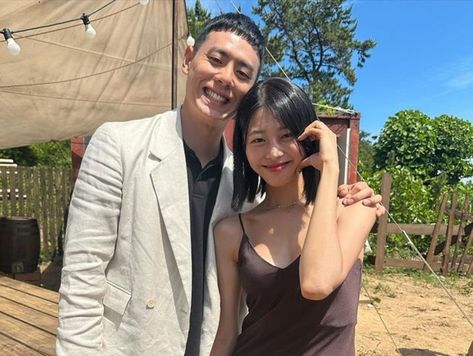 'Single's Inferno 3' contestant Lee Kwan Hee reveals his relationship status with Choi Hye Sun after leaving Inferno Island Single Inferno, Relationship Status, Season 3, Sun