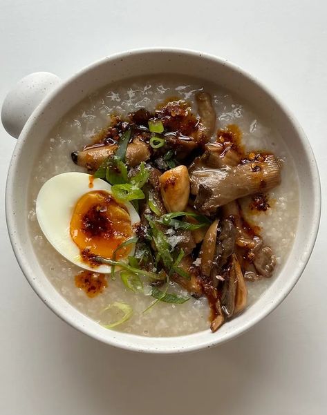 miso mushroom congee - by katie - the sunday stack Miso Congee, Mushroom Congee, Savory Rice, Winter Cooking, Soft Boiled Eggs, Teriyaki Chicken, Fish Sauce, Rice Vinegar, Us Foods