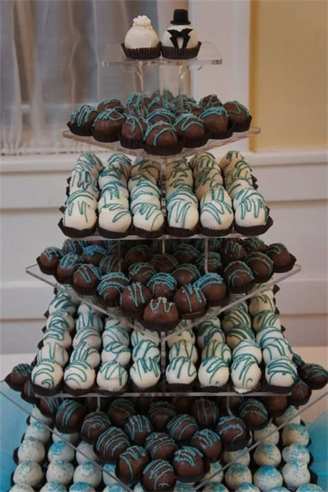 Different colors, but love the display Cake Ball Display Ideas, Wedding Cake Balls Display, Cake Pop Wedding Display, Rustic Cake Pop Display, Wedding Theme Cake Pops, Display Cake Pops, Cake Pop Display Ideas, Reception Treats, Cake Ball Wedding Cake