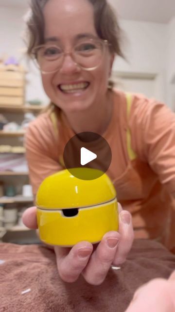 Adele Macer Ceramics on Instagram: "Watch me make possibly the cutest sugar jar ever! While I haven’t shown the entire process (the throwing part is also pretty cool), it’s the trimming part which really sets it apart from most other items. 
This jar was made in one piece then sliced in half to make a base and a lid. Getting the lid to fit the base is a process of back and forth and can take a little while to get right, but like anything, make a bunch in a row and you’ll get the hang of it quickly! 
Better yet, come and learn how to make a lidded vessel with me! There are a bunch of ways to make a jar with a lid, this is but just one. It’s a great way to refine your trimming skills and really hone your throwing too. 
I’ve got a two part workshop coming up at @northcotepotterysupplies soon. How To Throw A Lidded Jar, Throwing A Lidded Jar, Clay Jar With Lid, Lidded Forms Ceramics, Lidded Jars Pottery, Clay Jar, Sugar Jar, How To Make Clay, Clay Projects