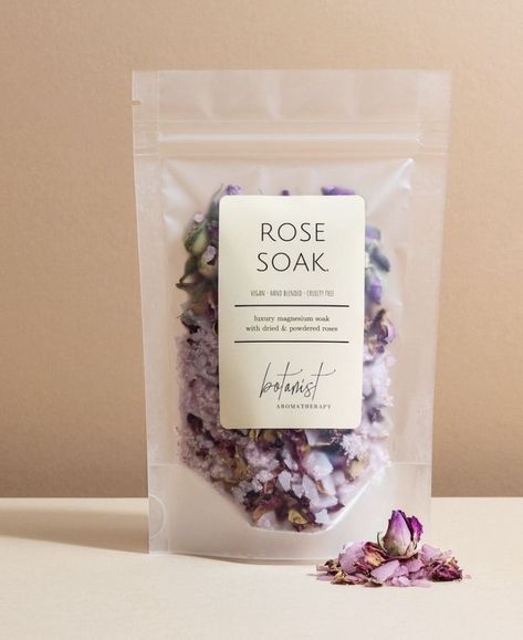 Rose Petal Powder, Aesthetic Bath, Bath Salts Diy, Candle Crafts, Centifolia Rose, Magnesium Chloride, Bath Tea, Candle Business, Rose Geranium