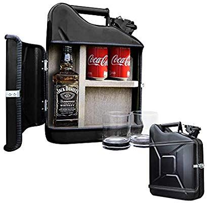 mikamax – Jerrycan Giftset – Whisky Geschenkset – Whiskybar – Jack Daniels Canister – 10L – Schwarz – Mit Zwei Whiskey Gläsern – Maße: 39 x 29 x 13 cm – Geschenke fur männer: Amazon.de: Küche & Haushalt Alcohol Cabinet, Picnic Bar, Jerry Can Mini Bar, Old Luggage, Drink Display, Creative Inventions, Drink Storage, Firemen Gifts, Shochu