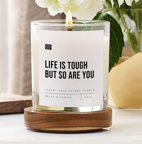 Candle Puns, Candle Message, Candle Scents Recipes, Yankee Candle Scents, Homemade Scented Candles, Best Smelling Candles, Spa Candle, Candle Projects, Candle Quotes