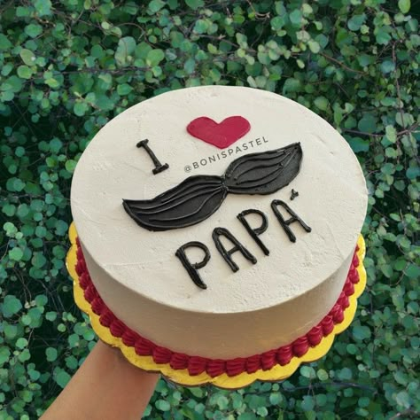 Father'day Cake, Father's Day Cake Easy, Father’s Birthday Cake, Father Day Cake Designs, Birthday Cake For Father Dads, Simple Fathers Day Cake Designs, Cake Design For Father Birthday, Fathers Day Cake Ideas Easy, Cake Design For Dad Birthday