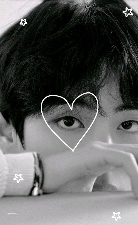 Taehyung Wallpaper Lockscreen, Taehyung Birthday, Taehyung Selca, Happy Birthday Wallpaper, Birthday Wallpaper, Taehyung Wallpaper, Creative Background, Locked Wallpaper, Love Deeply