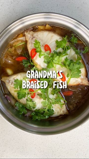 Braised Fish, Fish And Chips Recipe, Resep Salad, Seafood Chowder, Chinese Cooking Recipes, Fish Recipes Healthy, Healthy Food Dishes, Makanan Diet, Healthy Homemade Recipes