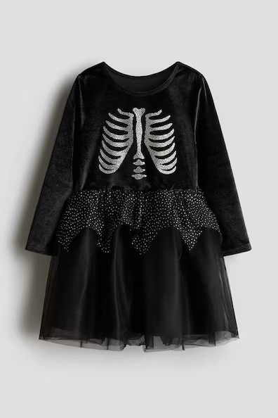 Kids’ Clothes | Kids’ Fashion | H&M US Girls Halloween Outfits, Black Skeleton, Kids Activewear, Kids Dress Up, Printed Jersey, Girls Halloween, Maternity Swimwear, Halloween Outfit, Cardigan Sweater Jacket