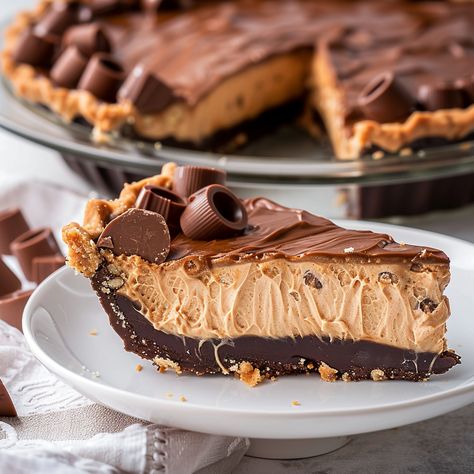 Reeses Pie, Reese Peanut Butter Pie, Peanut Butter Cup Pie, Cup Pie, Reeses Cake, Leftover Pie, Reese's Peanut Butter Cup, Chunky Peanut Butter, Chocolate Crust