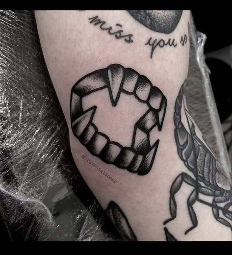 Teeth Tattoo Ideas, Teeth Tattoo, Toothy Grin, Abstract Tattoo Ideas, Tooth Tattoo, Traditional Tattoo Designs, Tattoo Shading, Tattoo Filler, Goth Tattoo