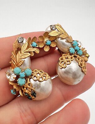 Vintage Miriam Haskell Gold Tone Filigree Rhinestone Turquoise Pearl Earrings | eBay Mid Century Costume Jewelry, Turquoise Pearl Earrings, Vintage Brooch Jewelry, 1950s Jewelry Style, 1950s Jewelry, Miriam Haskell Jewelry, Antique Costume Jewelry, Jewelry Board, Mabe Pearl