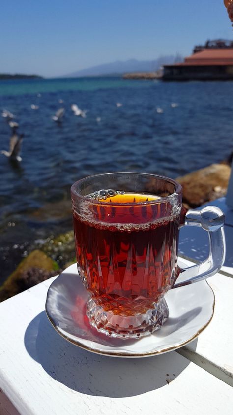 Turkish Pictures, Recipe Graphic, Real Foods, Turkish Tea, At The Sea, Turkish Recipes, Day At The Beach, Yummy Foods, Tea House