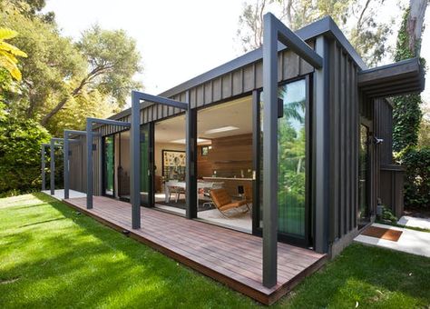 Santa Monica Residence Santa Monica Houses, Scandinavian Exterior, Scandinavian Exterior Design, Shipping Container Ideas, Container Home Designs, Container Home Ideas, Container Living, Shipping Container Home Designs, Container Office