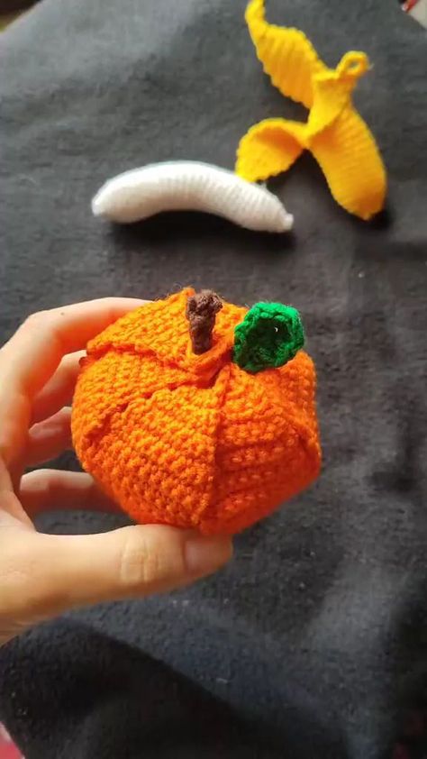 Crochet amigurumi clementine to peel. Cre tiktok #crochet #foodcrochet #crochettoys #clementine #amigurumi #handmade #howto #orange #Handmade #yarnlove #crochet | Crochet Media | Stella Jang · Colors Tiktok Crochet, Stella Jang, Crochet Orange, Orange Crochet, Crochet Decor, Crochet Food, Crochet Toys, Crochet Stitches, Crochet Amigurumi