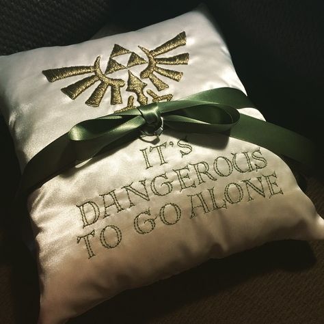 Legend of Zelda ring bearer pillow Legend Of Zelda Wedding, Video Game Wedding, Zelda Wedding, Gamer Wedding, Zelda Ring, Nerd Wedding, Geeky Wedding, Nerdy Wedding, Geek Wedding