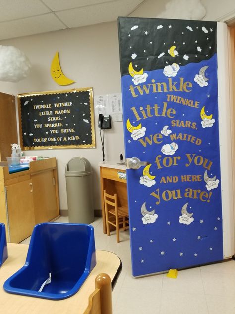 TWINKLE TWINKLE LITTLE STAR Door Decoration Classroom Stars Theme, Nursery Class Door Decoration Ideas, Sun Moon And Stars Classroom Decor, Star Door Decorations Classroom, Moon And Stars Classroom Decor, Nursery Door Decorations Classroom, Class Door Decoration Ideas For Nursery, Twinkle Twinkle Little Star Activities, Nursery Class Decoration