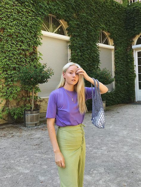 The Unexpected Color Combination Everyone Is Wearing Right Now Green And Purple Outfit, Purple Wrap Dress, Lilac Blouse, Color Combos Outfit, Pastel Outfit, Purple Outfits, Purple T Shirts, Purple Shirt, Green Outfit