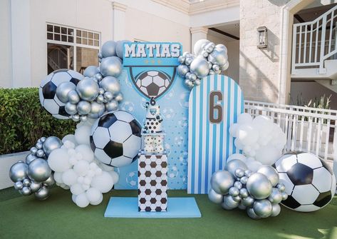 Argentina Soccer Theme Birthday Party, Messi Party Decorations, Argentina Birthday Party, Spa Birthday Cake, Messi Birthday, Soccer Party Decorations, Football Birthday Cake, Soccer Birthday Parties, Soccer Theme