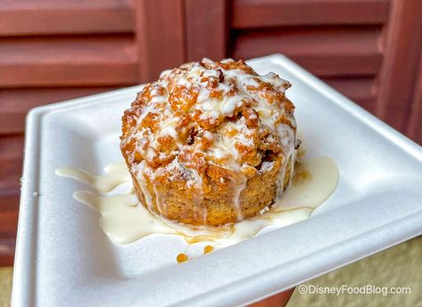 School Bread Epcot Recipe, Pretzel Bread Pudding Recipe, Disney Bread Pudding Recipe, Epcot Copycat Recipes, Pretzel Bread Pudding, Epcot Recipes, Disney Food Recipes, Disney Copycat Recipes, Disney Dessert Recipes