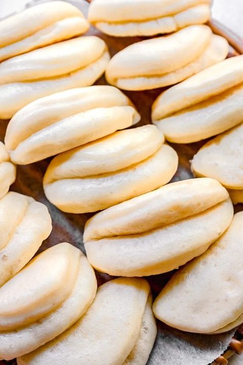 Boa Buns Recipe Easy, Easy Bao Buns, Bao Bun Recipe, Dough Shapes, Slow Cooker Butter Chicken, Buns Recipe Easy, Steam Buns Recipe, Steamed Bao Buns, Bun Bread