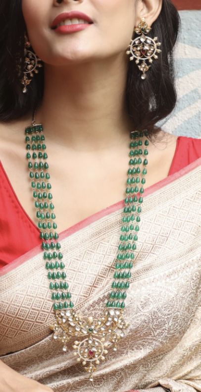 Emrald Beeds Necklace Gold, Beads Necklace Designs Indian, Emerald Beads Jewelry Indian, Rubies Jewelry Necklaces Beads, Beads Jewelry Indian, Beads Jewelry Indian Gold, Gold Beads Jewelry, Ruby Jewelry Necklaces, Choker Necklace Designs