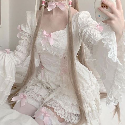 Soft Pink Dress Aesthetic, Fairytale Inspired Outfits, Dolly Aesthetic Outfits, Dollete Outfits, One Piece X Reader, Dollcore Outfits, Dollete Aesthetic, Kawaii Outfit Ideas, Cheonan