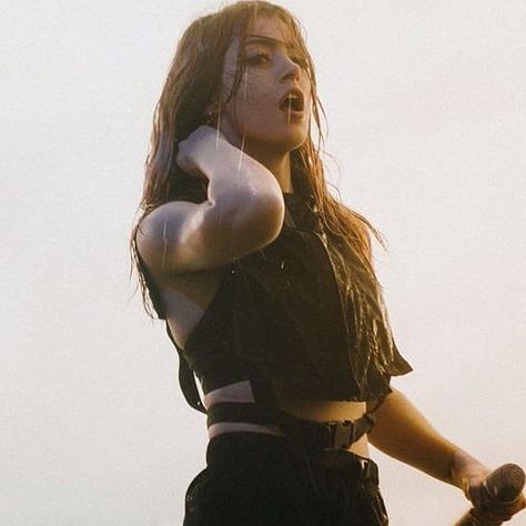 against the current fan page on Instagram: “Goodmorning people 😍❤ #chrissycostanza #againstthecurrent #festival #rockampark #rockimring #2019” Against The Current, Chrissy Costanza, Heart Eyes, Smile Face, Fan Page, Good Morning, Wonder Woman, Festival, Fan