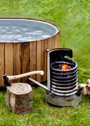 Wood Fired Hot Tub Diy, Wood Stove Water Heater, Off Grid Home, Solar Hot Water Heater, Survival Prepping Diy, Tankless Hot Water Heater, Cedar Hot Tub, Outdoor Bathtub, Solar Water Heating