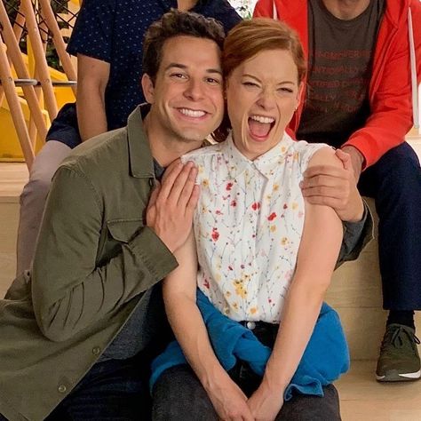 Zoey's Extraordinary Playlist on Instagram: “Tonight’s the night! Drop a 🎶 if you’re ready for the premiere of #ZoeysPlaylist on @NBC. 📷: @skylarastin” Zoey's Extraordinary Playlist, Education Tattoos, Jane Levy, Animals Quotes, The Beatles Help, Skylar Astin, Zoeys Extraordinary Playlist, Book Cakes, Eric Dane