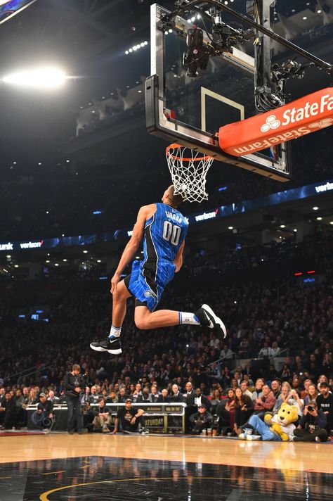 Aaron Gordon Air Gordon, Kids Athletic Wear, Orlando Magic Basketball, Best Dunks, Aaron Gordon, Sports Logo Inspiration, Bra Video, Nba Art, Basketball Quotes