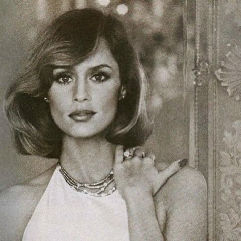 70s Fashion Hairstyles, Lauren Hutton Style, 1970s Hairstyles, Lauren Hutton, Kevin Murphy, Beauty Icons, Fashion Icons, Vintage Hairstyles, Classic Beauty