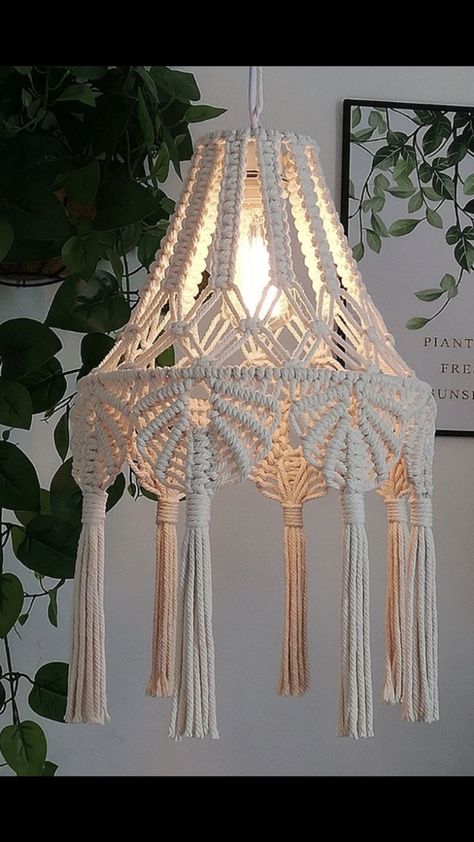 Macrame Light, Macrame Lamp Shade, Macrame Chandelier, Art Macramé, Pola Macrame, Macrame Lamp, Makramee Diy, Macrame Knots Pattern, Macrame Wall Hanging Diy