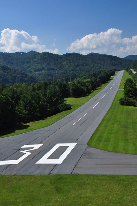 Private Airport Design, Airstrip Runway, Aircraft Hangar Design, Private Airstrip, Private Airport, Private Pilot License, Airplane Hangar, Airport Design, Private Pilot