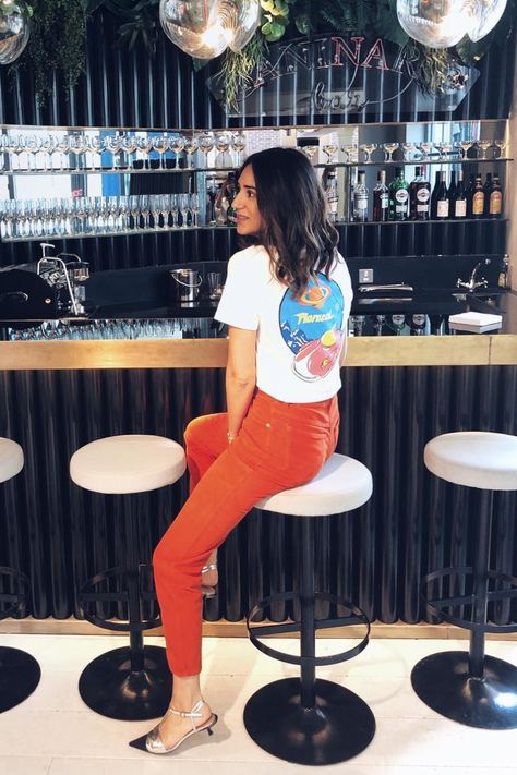 9 Outfit Ideas for Your Next Trip to Miami | Who What Wear UK Miami Outfit Ideas, Red Jeans Outfit, Trip Outfit Ideas, Miami Outfits Night, Miami Outfit, Miami Trip, Trip To Miami, Summer Brunch Outfit, Miami Girls