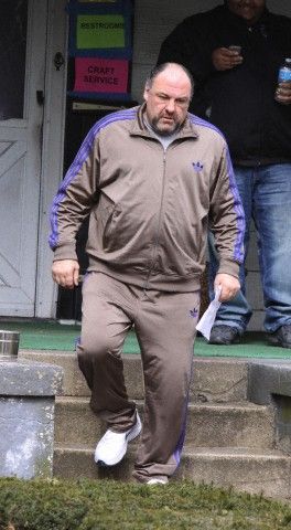 Sopranos Fashion, Big And Tall Men Fashion, Tall Men Fashion, Kanye West Style, Gangster Style, James Gandolfini, Old Man Fashion, Mob Boss, Steve O