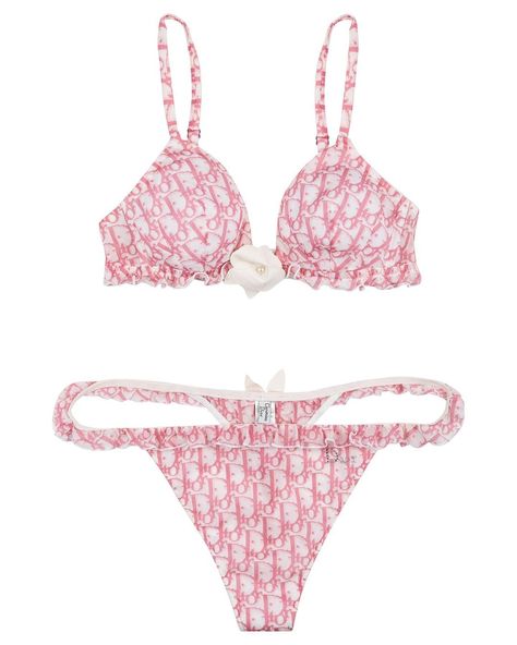 Pink Beach Outfit, Dior Skirt, Png Clothes, Swimming Suits, Lingerie Dress, Cute Swimsuits, Cute Bikinis, John Galliano, Dream Clothes