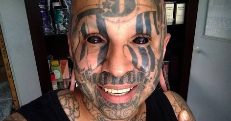 Tattooed Eyeballs, Head Tattoo Men, Brutal Tattoo, Cool Face Tattoos, Bald Head Tattoo, Skin Heads, Split Tongue, Tattooed Man, Eyeball Tattoo