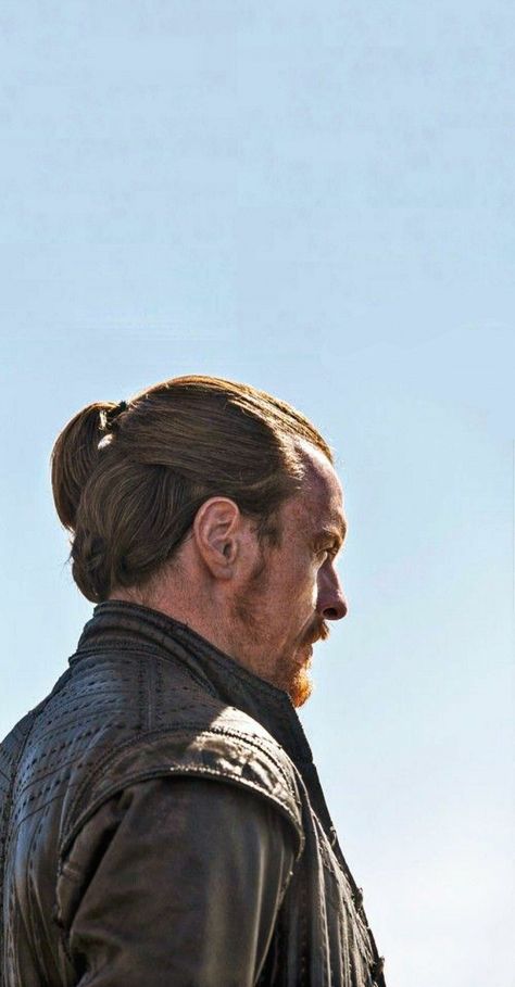 Black Sails Wallpaper, Iphone Wallpaper Rock, Captain Flint, Toby Stephens, Photo Portraits, Black Sails, Word Nerd, Writing Characters, Book Writing Inspiration