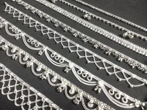 Latest Payal Designs Silver, Payal Designs Silver, Ankle Bracelets Gold, Junk Jewellery, Cascade Design, Anklets Indian, Anklet Chain, Anklet Designs, Junk Jewelry