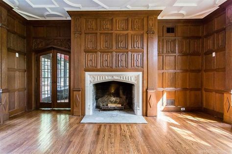 Paneled room with Tudor arch fireplace – house built in 1924 – Grosse Pointe Farms, MI Fireplace Faux, Tudor Decor, Grosse Pointe, Tudor Style Homes, Classic Interiors, Faux Fireplace, Tudor House, One Room Challenge, Tudor Style