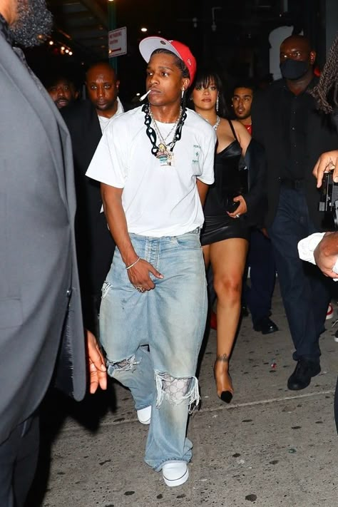 Rapper Outfits Men, 90s Black Men Fashion, Asap Rocky Outfits, Pretty Flacko, Streetwear Outfit Ideas, Rapper Outfits, Black Men Street Fashion, Men Street Fashion, Party Inspo