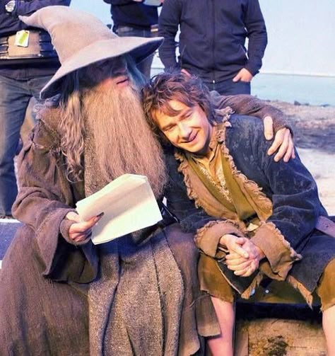 The Hobbit Behind The Scenes, Hobbit Behind The Scenes, Lotr Behind The Scenes, Hobbit Cast, Hobbit Bilbo, Taking The Hobbits To Isengard, Sir Ian Mckellen, Lotr Cast, Concerning Hobbits