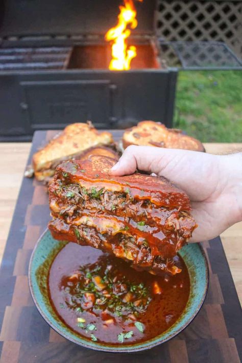 Birria Grilled Cheese, Ribs In Instant Pot, Ribs Instant Pot, Ribs In Oven, Grilled Cheese Recipe, Patty Melt, Grilled Cheese Sandwiches, Fire Food, Ribs On Grill