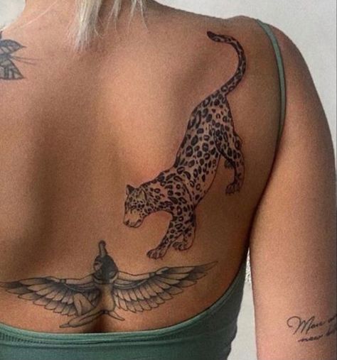 Leopard Tattoo Ideas, Tatoo Dog, Cheetah Tattoo, Leopard Tattoo, Jaguar Tattoo, Shoulder Blade Tattoo, Leopard Tattoos, Cute Tattoos For Women, Wild Beauty