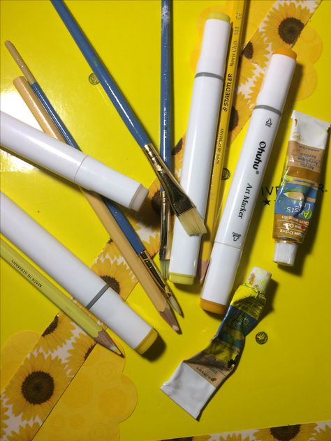 All my yellow art supplies!!!! AESTHETIC Art Supplies Aesthetic, School Supplies Target, College School Supplies List, Supplies Aesthetic, Aesthetic School Supplies, Teacher Aesthetic, My Yellow, Aesthetic Yellow, College School Supplies