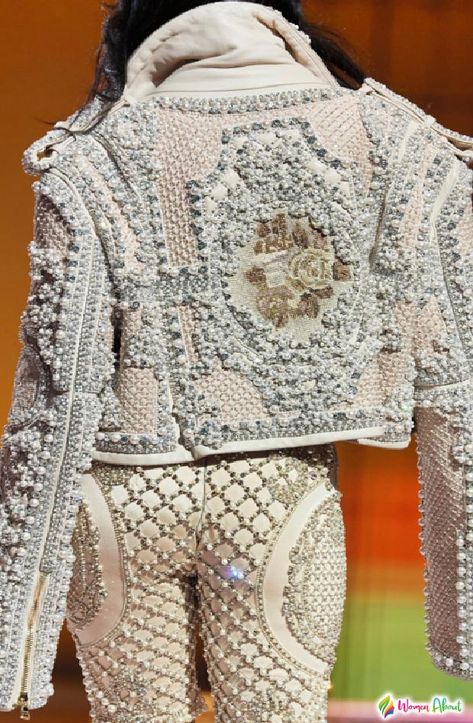 Rhinestone Suit For Women, Pearl Embellished Top, Pearl Suit, Rhinestone Jacket, Pearl Fabric, Pearl Jacket, Embellished Denim Jacket, Net Fashion, Embellished Clothing