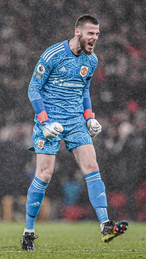 David Degea, Sweet Quotes For Girlfriend, United Wallpaper, Manchester United Wallpaper, Cute Spanish Quotes, Manchester United Football Club, Manchester United Football, Soccer Kits, World Football