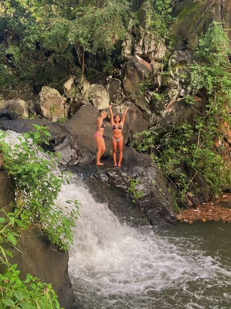 Waterfall Hike Aesthetic, Travel Inspo Pictures, Gap Year Aesthetic, Oahu Hiking, Waterfall Pics, Solo Travel Aesthetic, Solo Life, Hiking Waterfall, Living On An Island