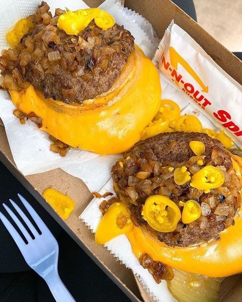 Keto Fit Meals on Instagram: “MY SECRET MENU IN-N-OUT ORDER 🍔🍔 you won’t see this as a menu item listed, but it’s a keto-reg! > > > ask for 2 “flying dutchmen” (2 pieces…” Keto Low Carb Recipes, Keto Recipes For Beginners, Secret Menu Items, In N Out, Keto Food List, Secret Menu, Low Fat Diets, Keto Cookbook, Good Foods To Eat